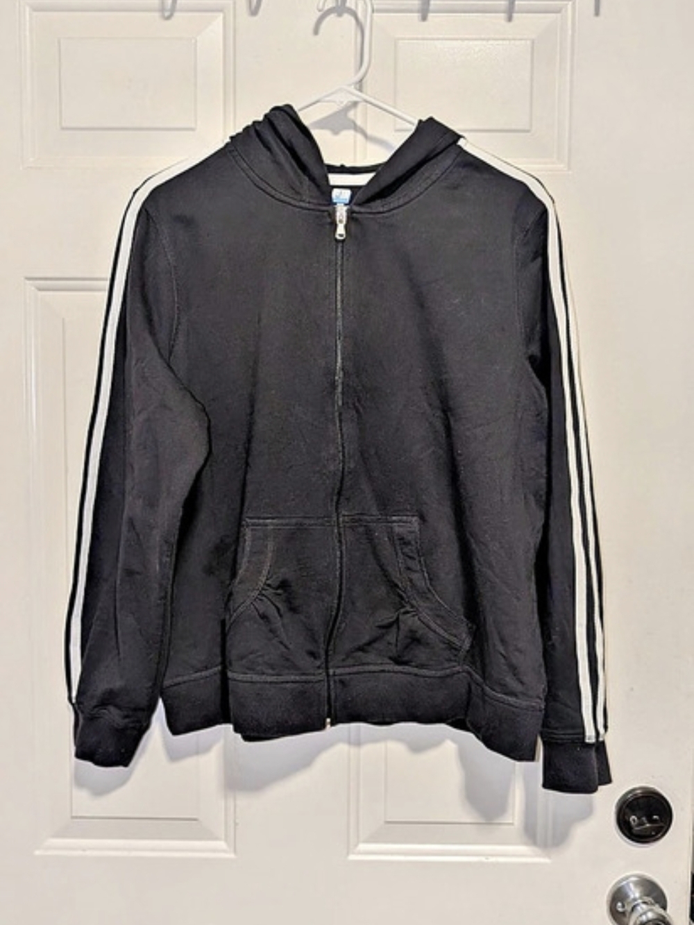 SB. ACTIVE Striped Zip Hoodie in Black & White Size Medium